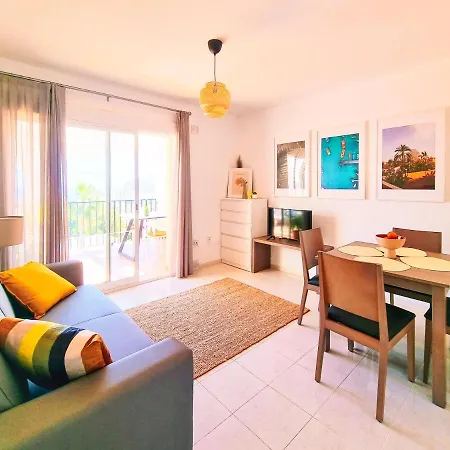 The View: Sea, Mountain, Terrace, Swimming Pool Apartment Calpe