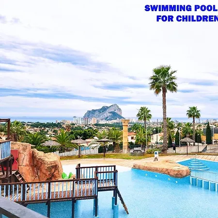 The View: Sea, Mountain, Terrace, Swimming Pool * カルプ