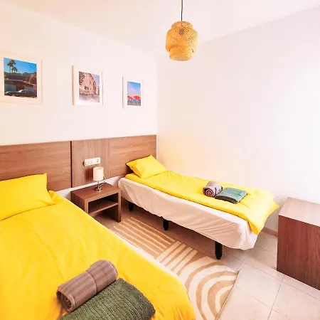 The View: Sea, Mountain, Terrace, Swimming Pool Apartment